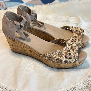 TOMS Platform Wedge Sandals Shoes Women’s Size 9.5 Ankle Strap Woven Open Toe
